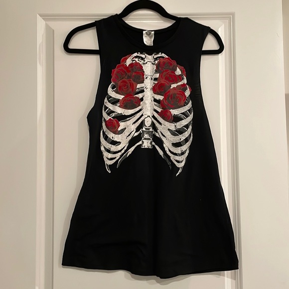 SOLD!! Skeleton with Roses Tank - Picture 1 of 3